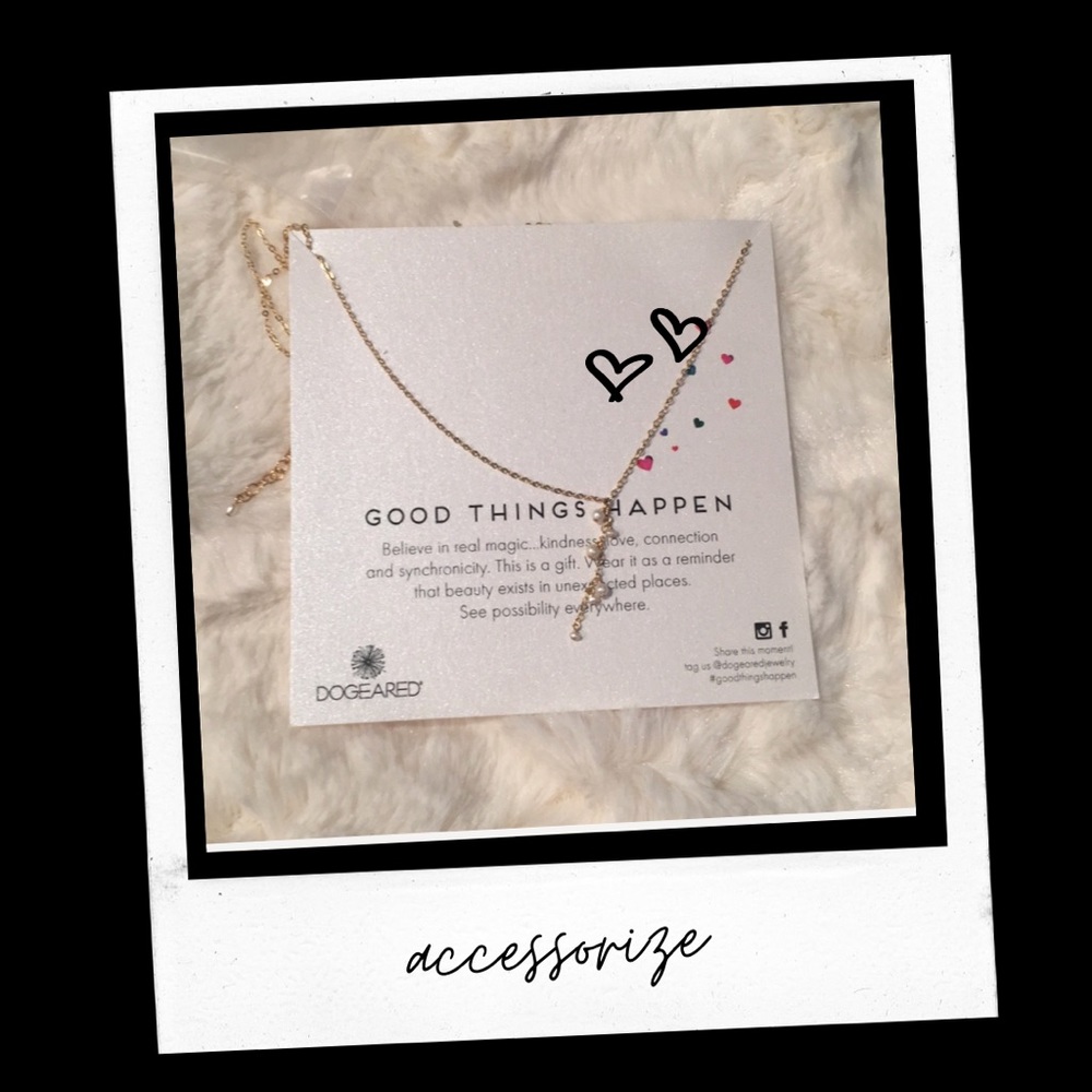 Dogeared "good things happen" necklace